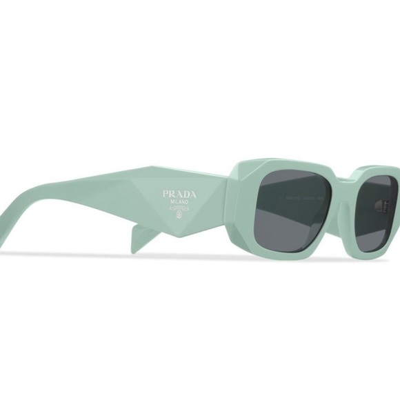 Prada Accessories - Prada
SPR 17WS sunglasses